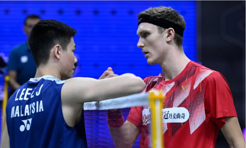 印度队鏖战韩国队，李梓嘉惊艳四座