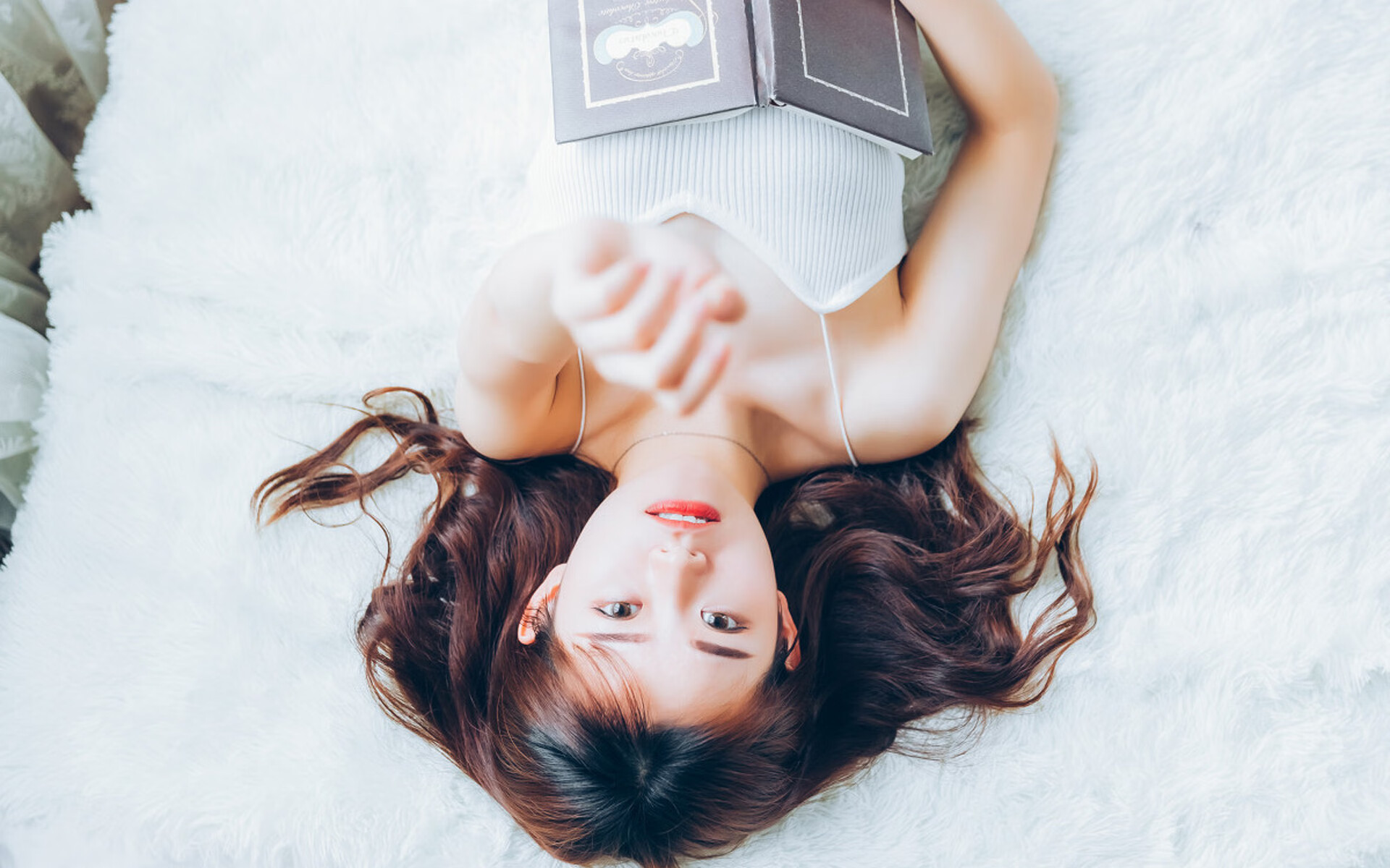 开云体育中国官网-英格拉姆孤星闪耀难敌绿军铁壁，凯尔特人团队风暴击溃骑士晋级在望